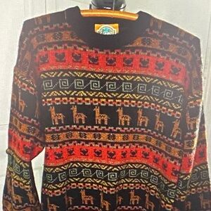 Patterned Crewneck Sweater - Red and Black